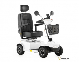 Veleco JUMPY Elektromobil Kapitnssitz mit hoher Rcklehne, 10 km/h